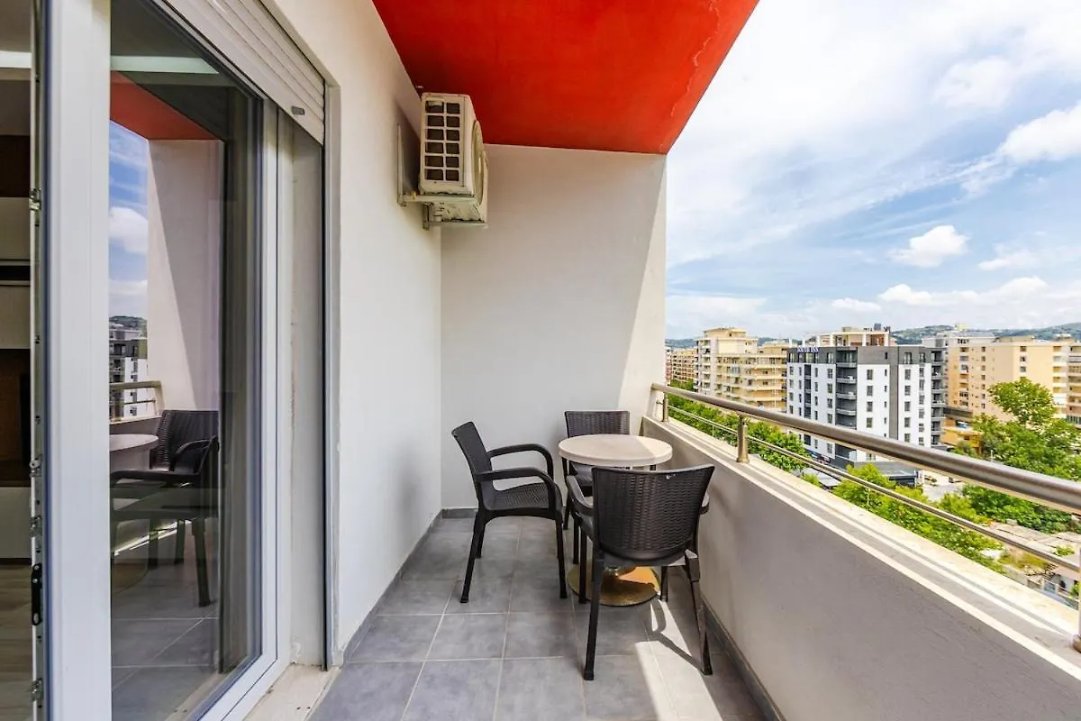 Beachside Modern Apartment Vlorë